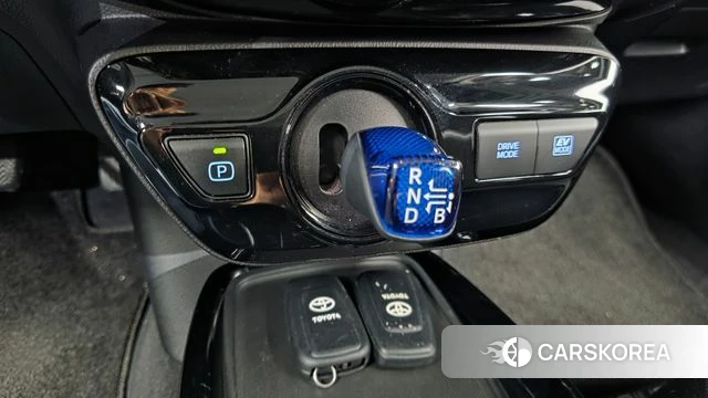 Toyota Prius 4th Generation id 4614154 из Кореи 30