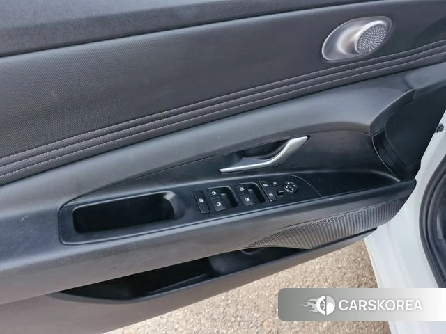 Hyundai Avante (CN7) id 3806008 из Кореи 16