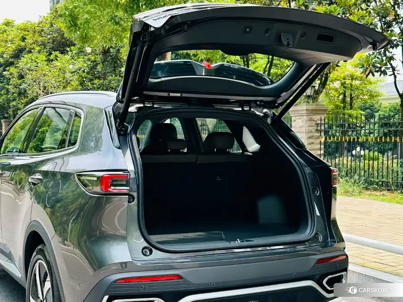 Chang'an Changan CS55PLUS PHEV id 4539211 из Китая 8