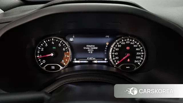 Jeep Renegade id 3518945 из Кореи 18