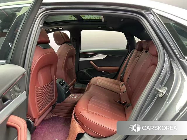 Audi A4L id 4321398 из Китая 14