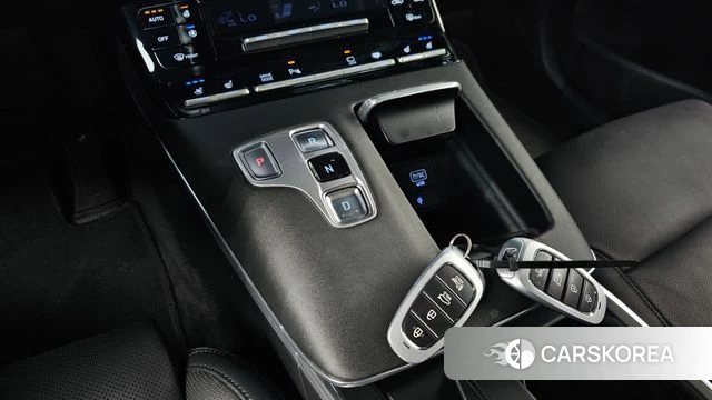 Hyundai The New Grandeur IG id 4556877 из Кореи 33