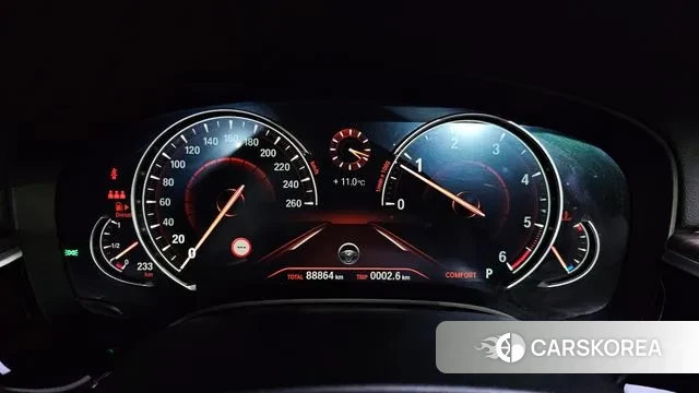 BMW 5 Series (G30) id 3703877 из Кореи 18