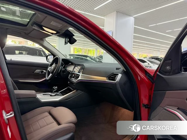 BMW 3 series id 4274682 из Китая 8