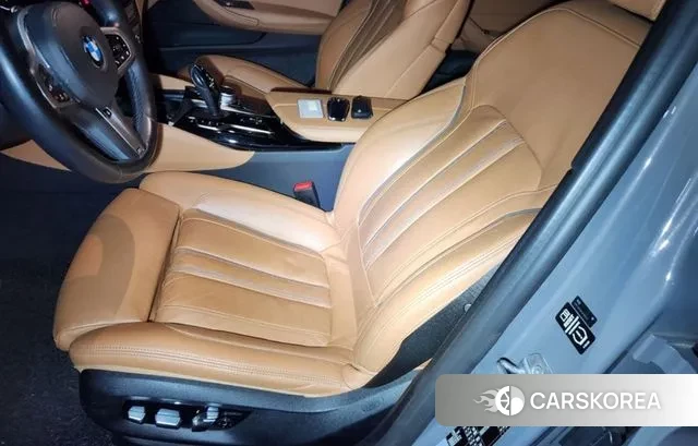 BMW 5 Series (G30) id 3428360 из Кореи 11