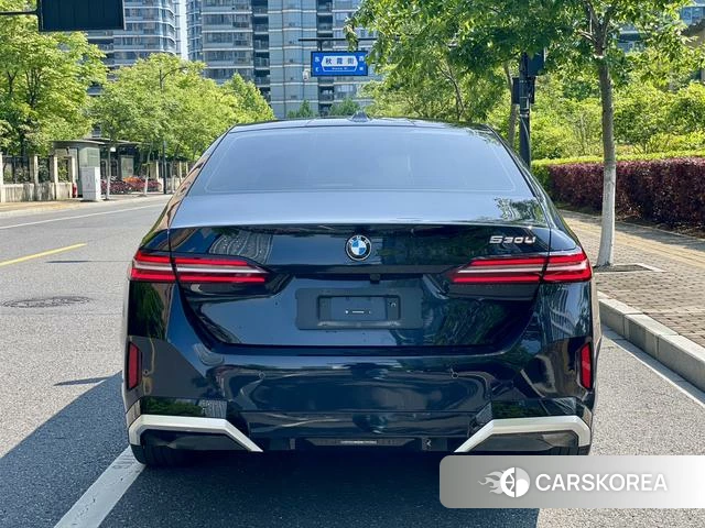 BMW 5 series id 4275241 из Китая 18