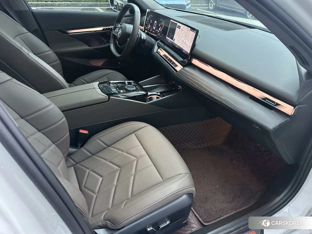 BMW 5 series id 4498823 из Китая 8