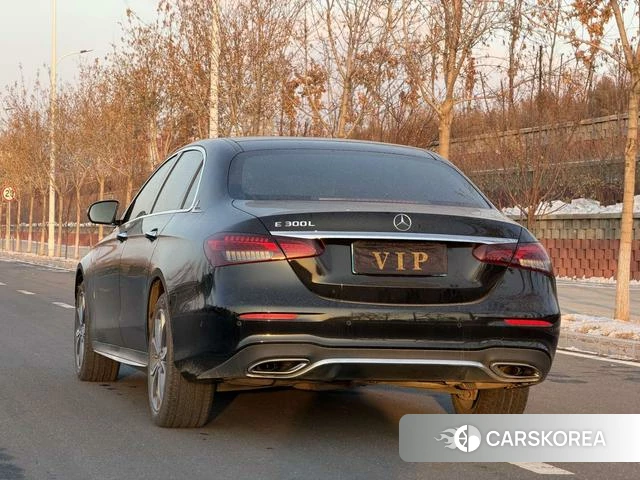 Mercedes-Benz E-class id 4258173 из Китая 8