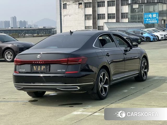 Volkswagen Passat id 4313584 из Китая 16