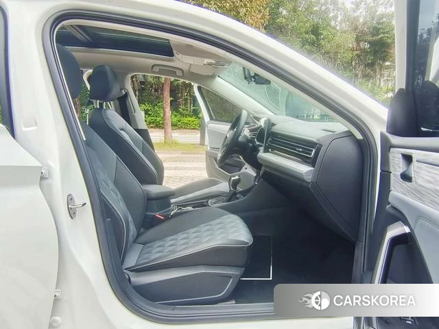 Volkswagen Sagitar id 4335200 из Китая 17