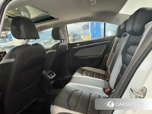 Volkswagen Bora id 4272195 из Китая 8