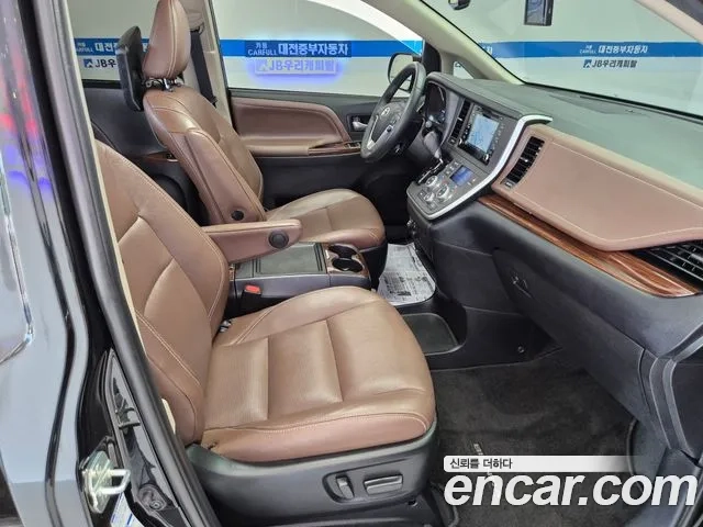 Toyota Sienna id 2912201 из Кореи 18