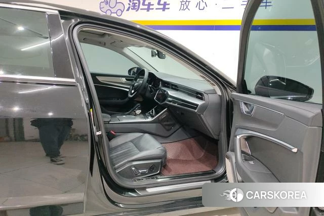 Audi A6L id 4211623 из Китая 15
