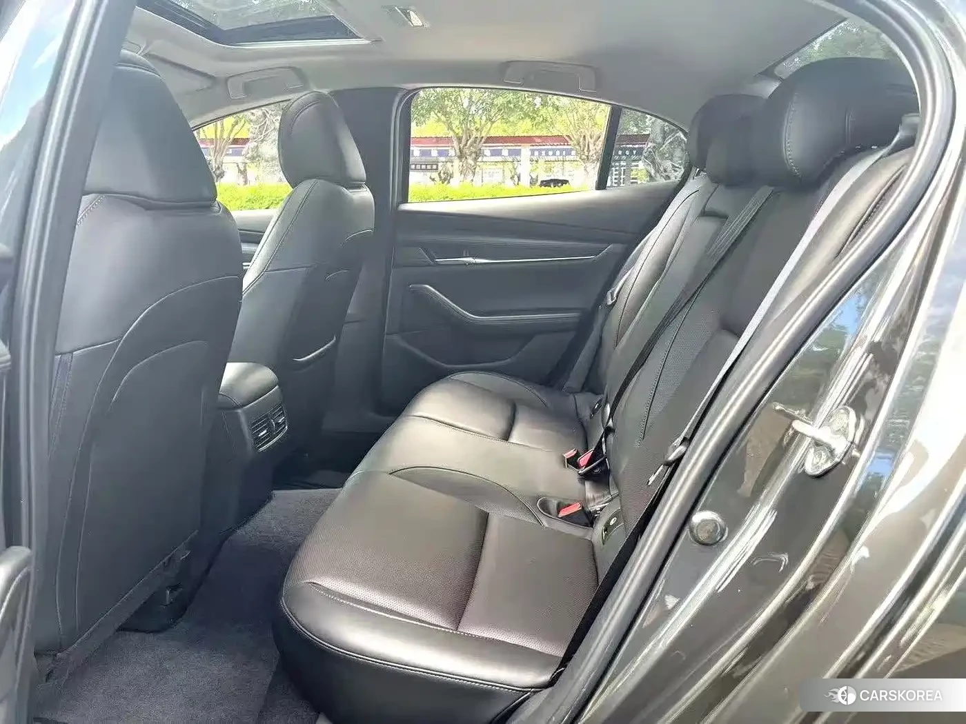 Mazda 3 id 4680618 из Китая 16