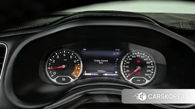 Jeep Renegade id 4294294 из Кореи 32