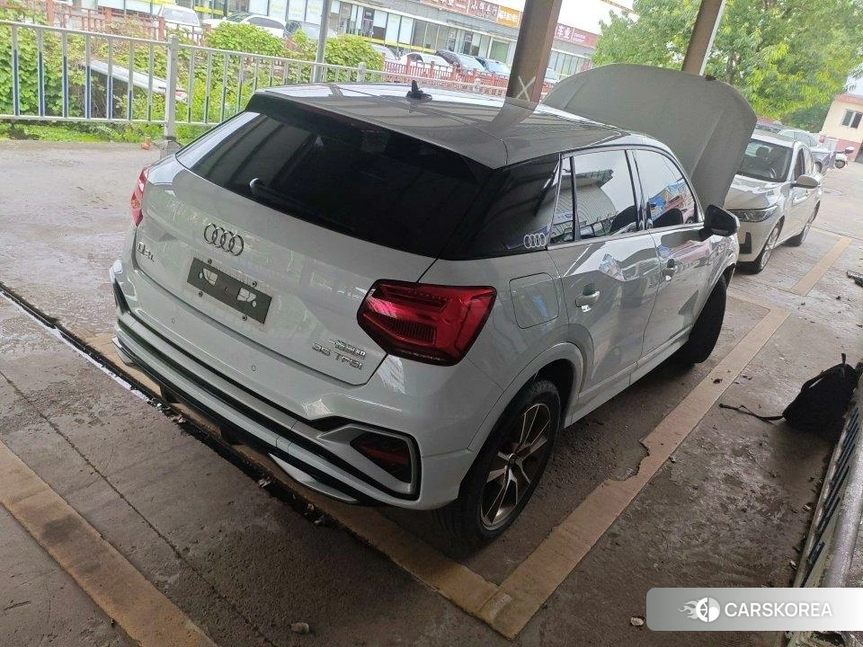Audi Q2L id 4485316 из Китая 8