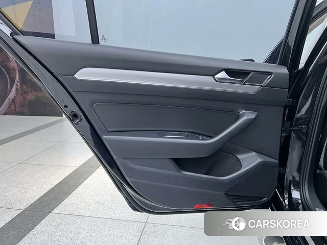 Volkswagen Magotan id 4273633 из Китая 22