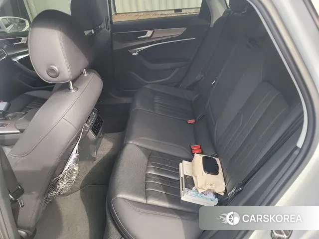 Audi A6 (C8) id 3741881 из Кореи 17