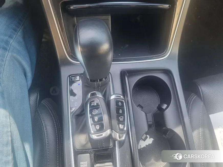 Hyundai Grandeur IG id 1991780 из Кореи 17