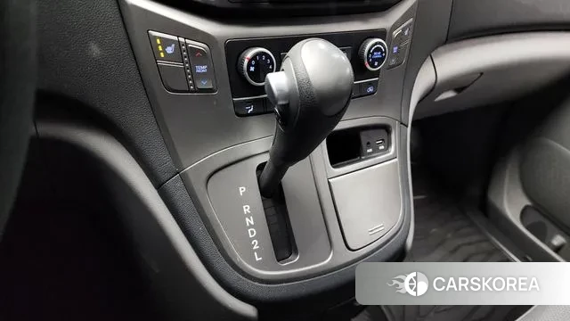 Hyundai The New Grand Starex id 3578669 из Кореи 18