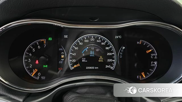 Jeep Grand Cherokee id 4362102 из Кореи 22