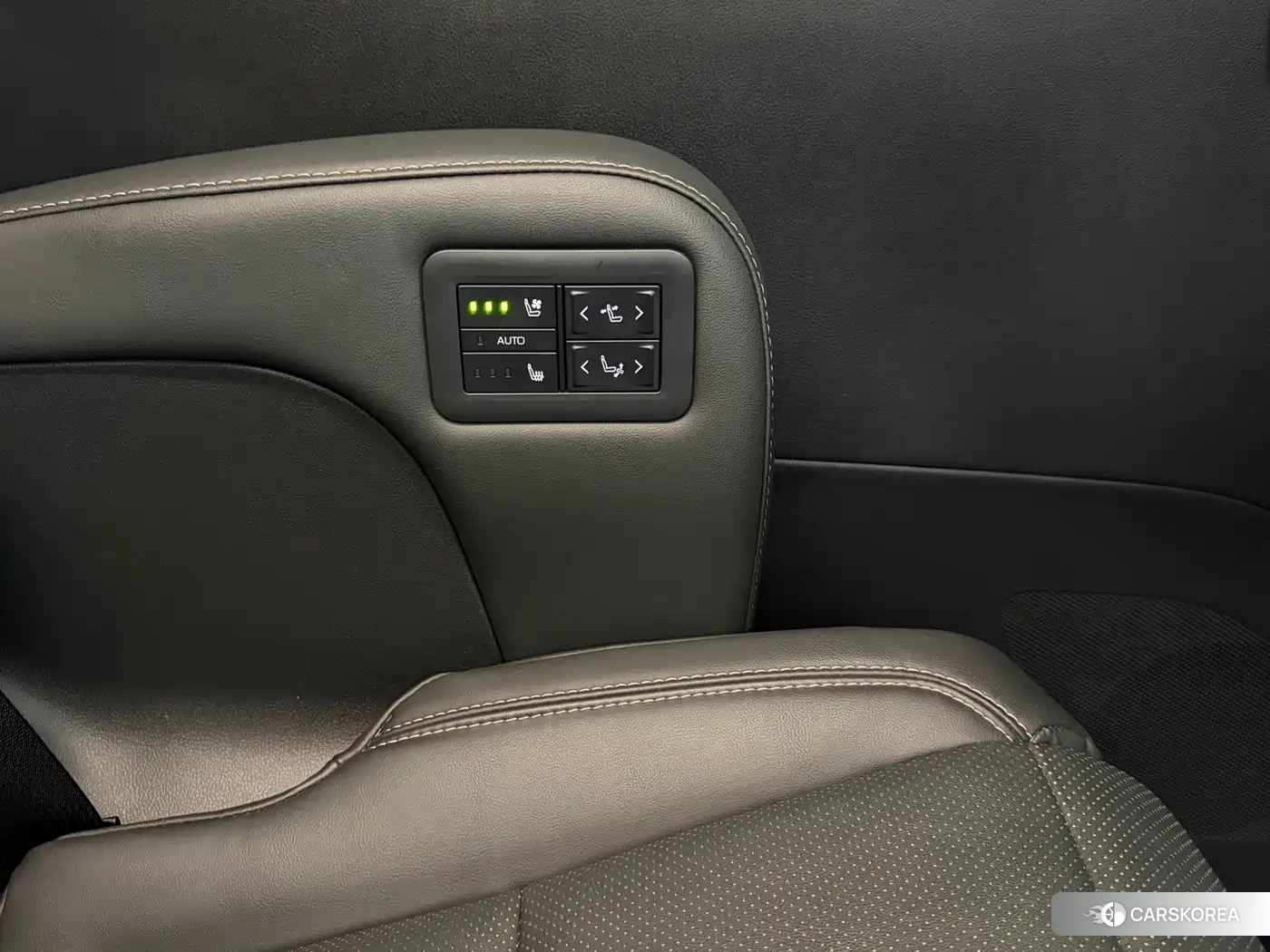 Toyota Elfa id 4622518 из Китая 14
