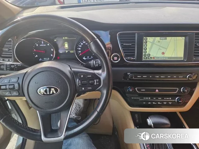 Kia The New Carnival id 3641251 из Кореи 18