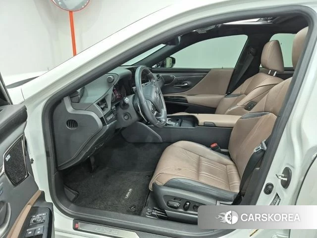 Lexus ES300h 7th generation id 4506074 из Кореи 16