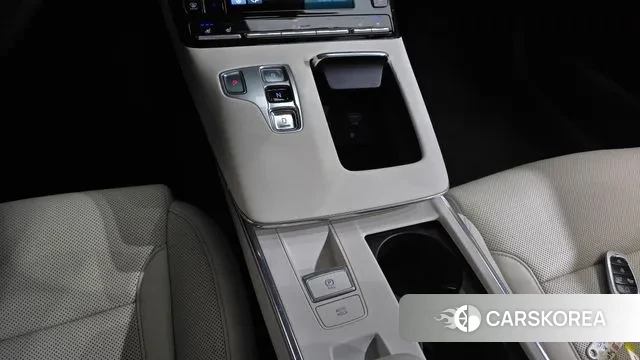 Hyundai The New Grandeur IG Hybrid id 3717222 из Кореи 18