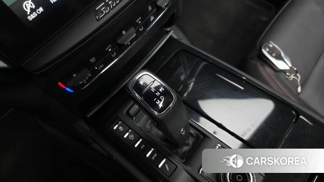 Maserati Ghibli id 3954861 из Кореи 18