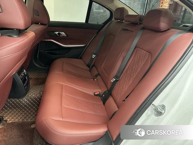 BMW 3 series id 4263951 из Китая 20
