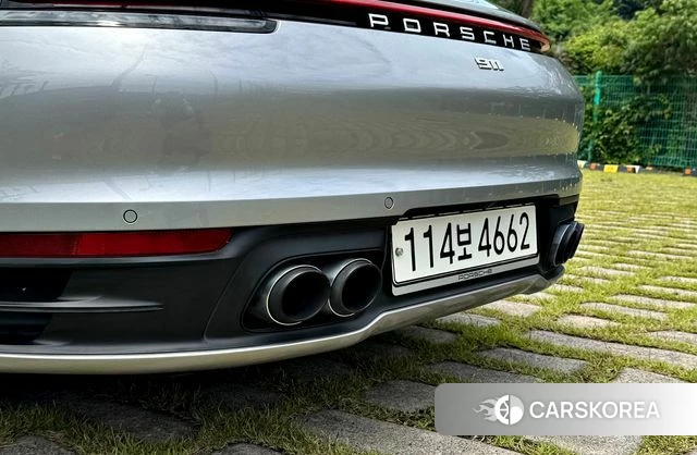 Porsche 911(992) id 4383102 из Кореи 16