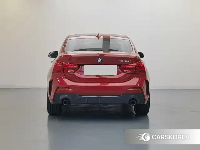 BMW 1 series id 4659804 из Китая 8