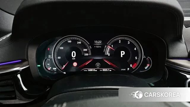 BMW 5 Series (G30) id 3703893 из Кореи 18