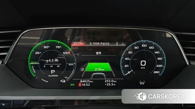 Audi e-Tron id 4562064 из Кореи 29
