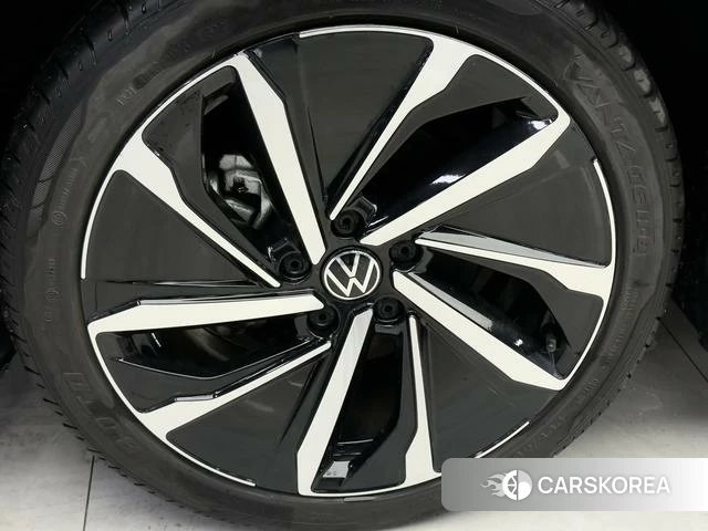 Volkswagen Lingdu id 4276480 из Китая 23
