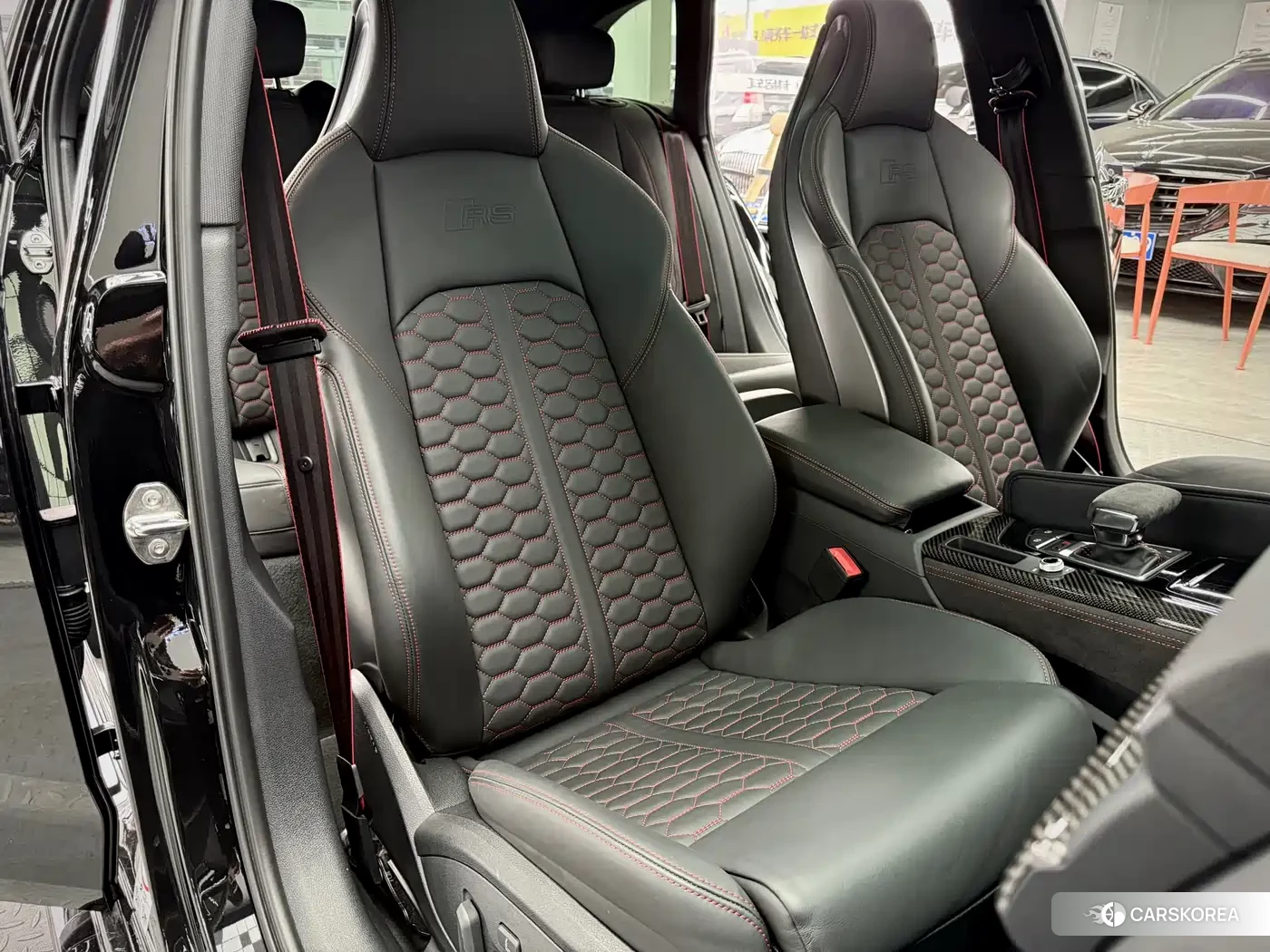 Audi RS 4 id 4659911 из Китая 16