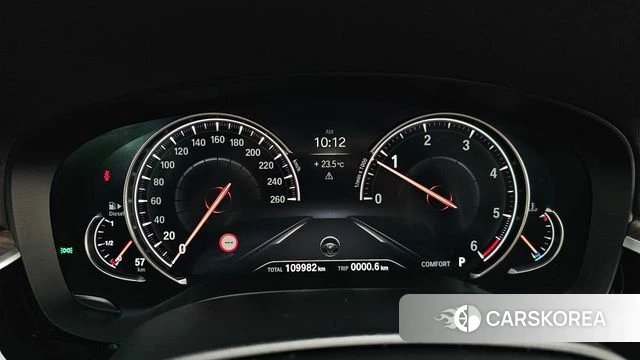 BMW 5 Series (G30) id 4397830 из Кореи 31