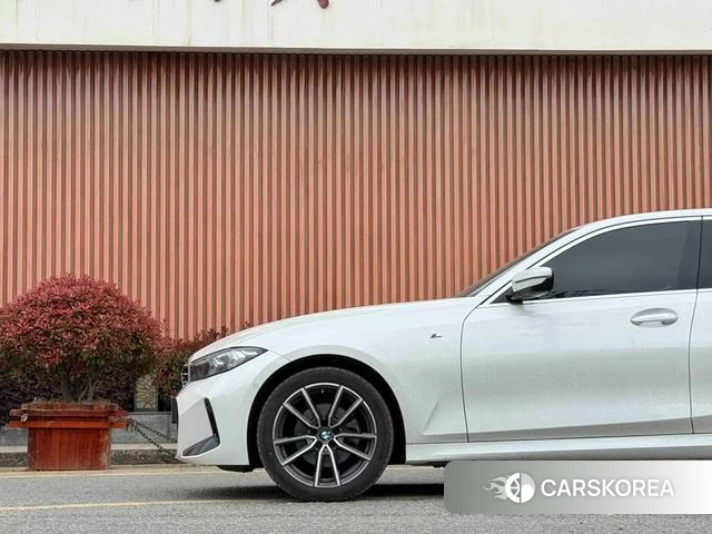 BMW 3 series id 4333238 из Китая 21