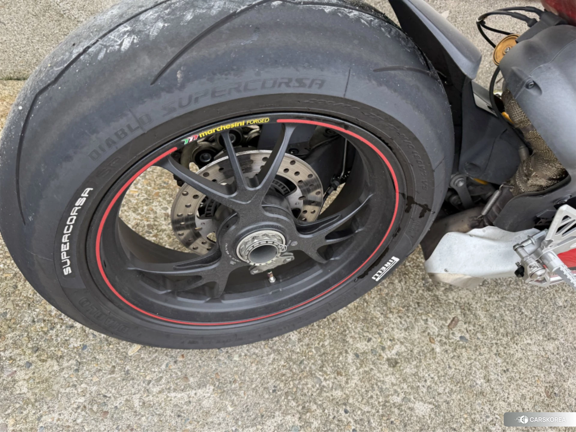Ducati PANIGALE V4 S id 4373915 из Японии 28