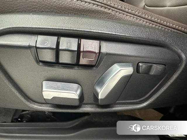 BMW X1 id 4256983 из Китая 14