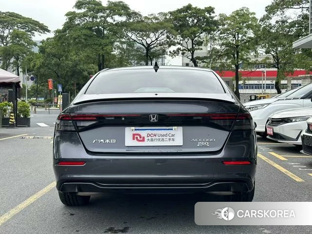 Honda Accord id 4276682 из Китая 9