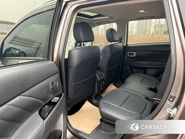 Mitsubishi  Outlander id 4207261 из Китая 22