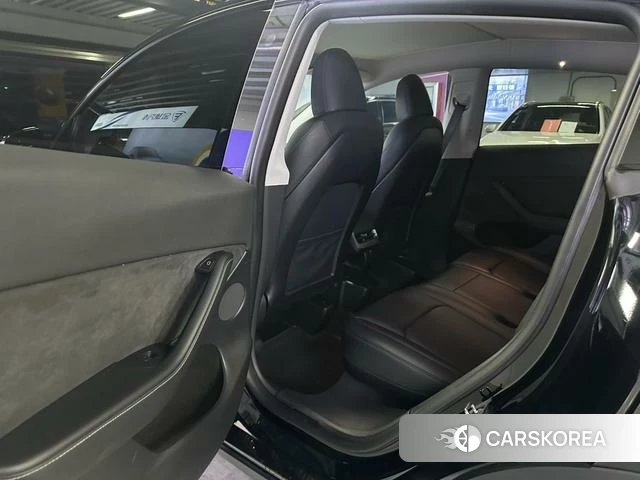 Tesla Model Y id 4026783 из Китая 14