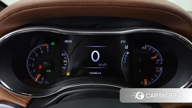 Jeep Grand Cherokee id 3708696 из Кореи 18