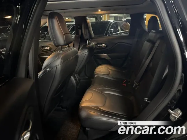 Jeep Cherokee (KL) id 2690550 из Кореи 16