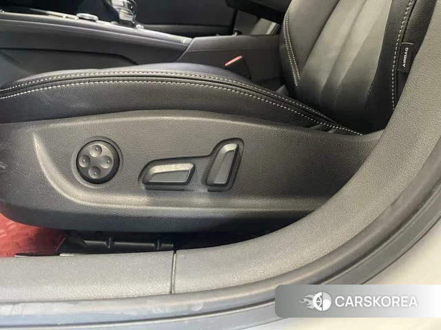 Audi A4L id 4212472 из Китая 24