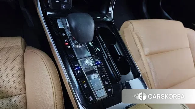 Kia K7 Premier Hybrid id 3587551 из Кореи 18