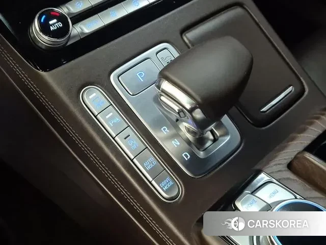 Genesis G90 id 3448549 из Кореи 17