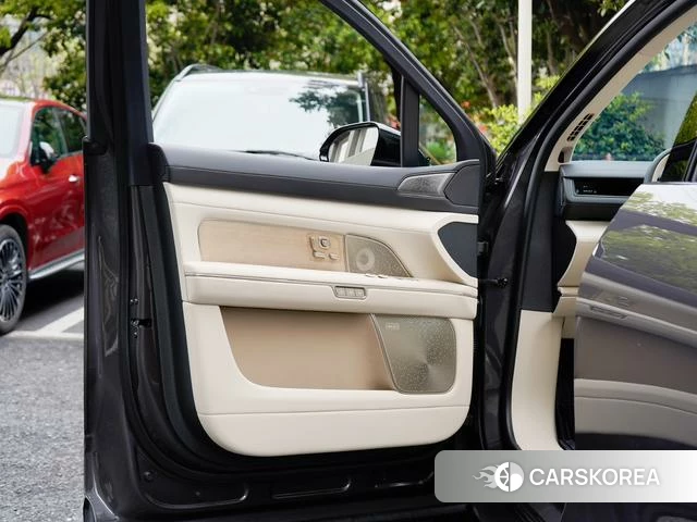 Weilai ES8 id 3920644 из Китая 21